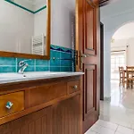 Cozy Sunny Peaceful Flat With Swimming Pool 公寓