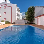 Cozy Sunny Peaceful Flat With Swimming Pool アパート