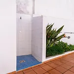 Cozy Sunny Peaceful Flat With Swimming Pool アパート ブルガウ