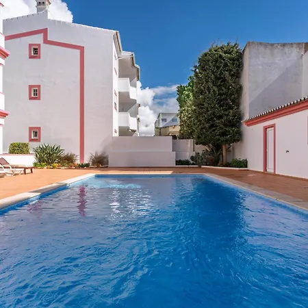 Cozy Sunny Peaceful Flat With Swimming Pool Apartment