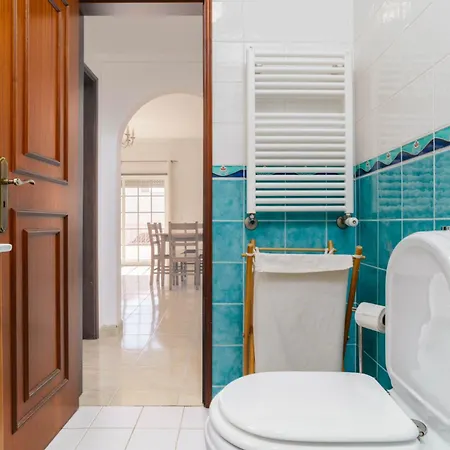 Cozy Sunny Peaceful Flat With Swimming Pool Apartman *