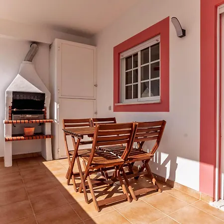 Cozy Sunny Peaceful Flat With Swimming Pool Apartment Burgau