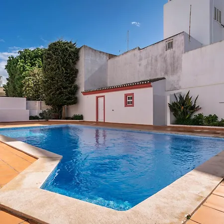 Cozy Sunny Peaceful Flat With Swimming Pool Apartment