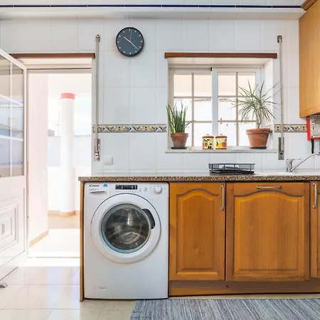 Cozy Sunny Peaceful Flat With Swimming Pool *