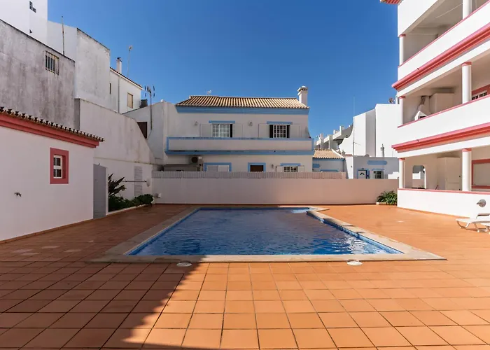 Cozy Sunny Peaceful Flat With Swimming Pool Daire *