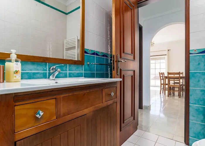 Cozy Sunny Peaceful Flat With Swimming Pool Daire