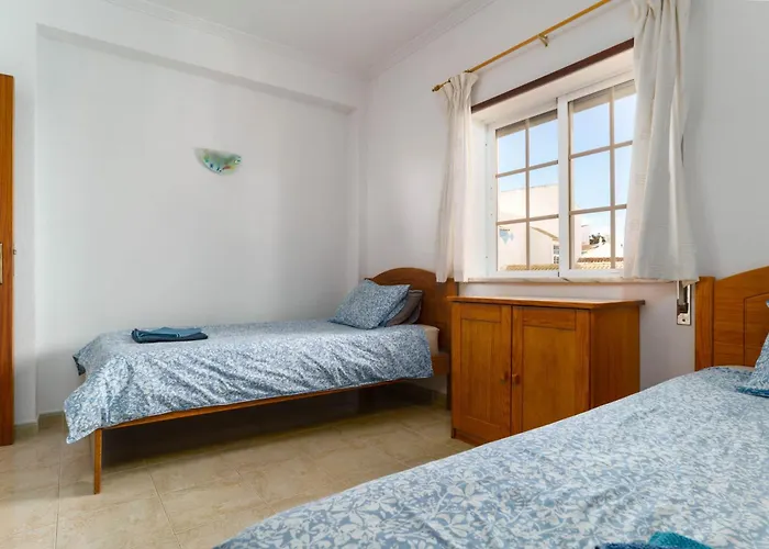 Cozy Sunny Peaceful Flat With Swimming Pool Daire