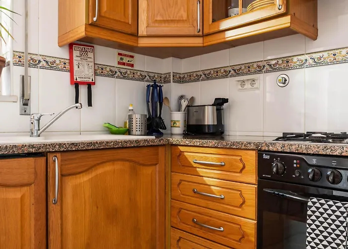 Cozy Sunny Peaceful Flat With Swimming Pool *