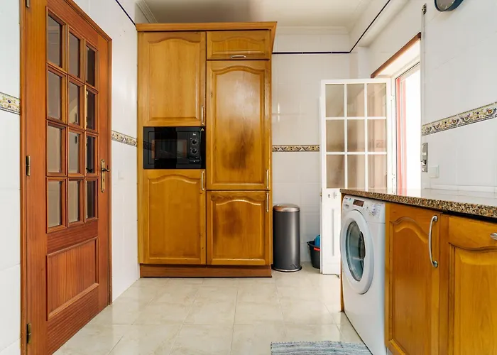 Cozy Sunny Peaceful Flat With Swimming Pool Burgau